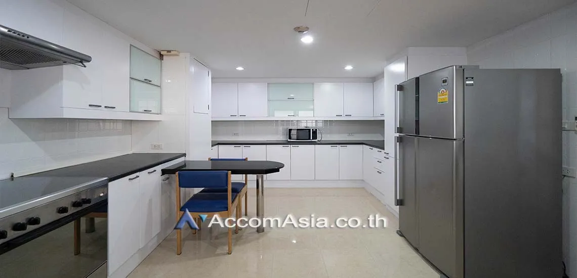 unitPet friendly |  3 Bedrooms  Apartment For Rent in Sukhumvit, Bangkok  near BTS Phrom Phong (1415549)