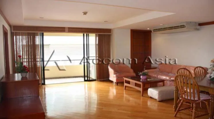 unit 2 Bedrooms  Apartment For Rent in Sukhumvit, Bangkok  near BTS Phrom Phong (1415558)