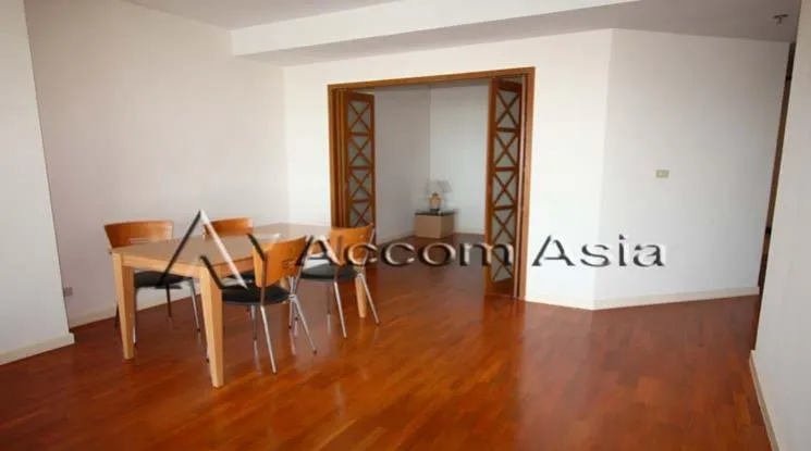 unit 2 Bedrooms  Condominium For Rent in Sathorn, Bangkok  near BRT Thanon Chan (1515614)