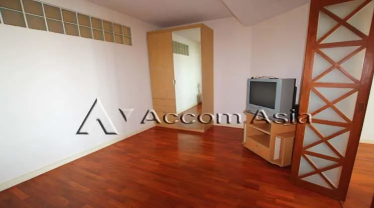 unit 2 Bedrooms  Condominium For Rent in Sathorn, Bangkok  near BRT Thanon Chan (1515614)