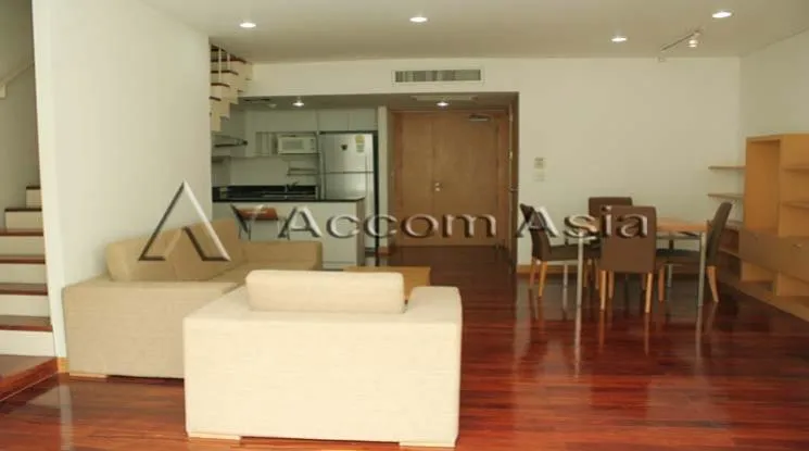 unit 1 Bedroom  Apartment For Rent in Sukhumvit, Bangkok  near BTS Ekkamai (1415632)