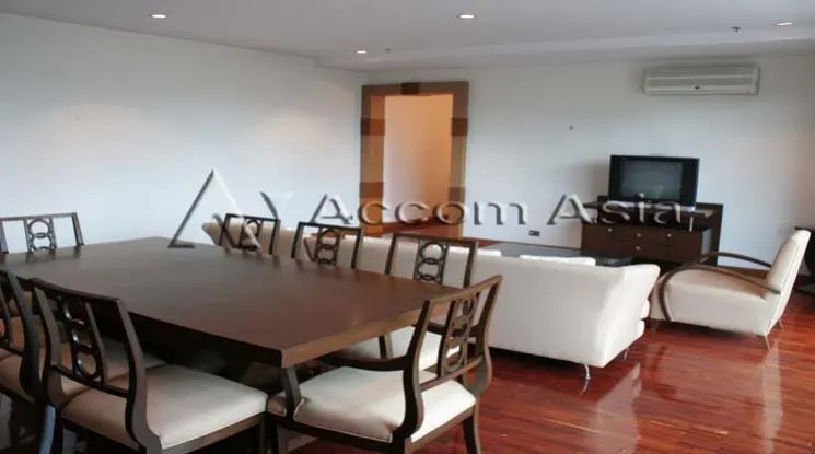  1  2 br Apartment For Rent in Sukhumvit ,Bangkok BTS Nana at Fully Furnished Apartment, Only 2 mins walk to BTS 1415677