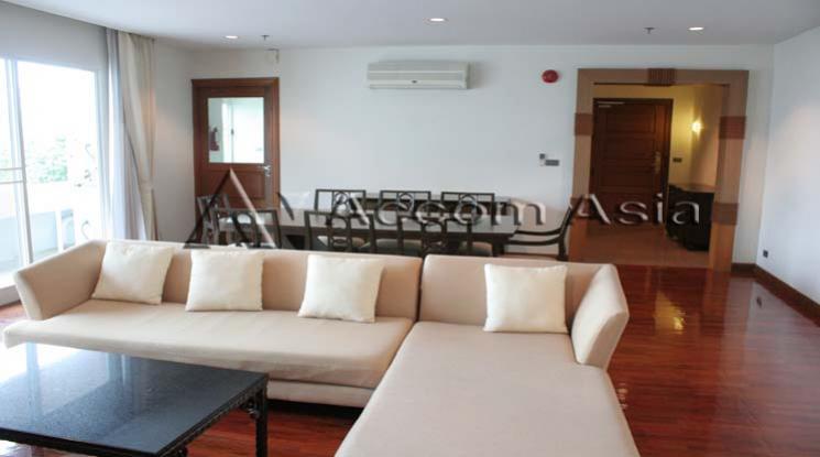  1  2 br Apartment For Rent in Sukhumvit ,Bangkok BTS Nana at Fully Furnished Apartment, Only 2 mins walk to BTS 1415677