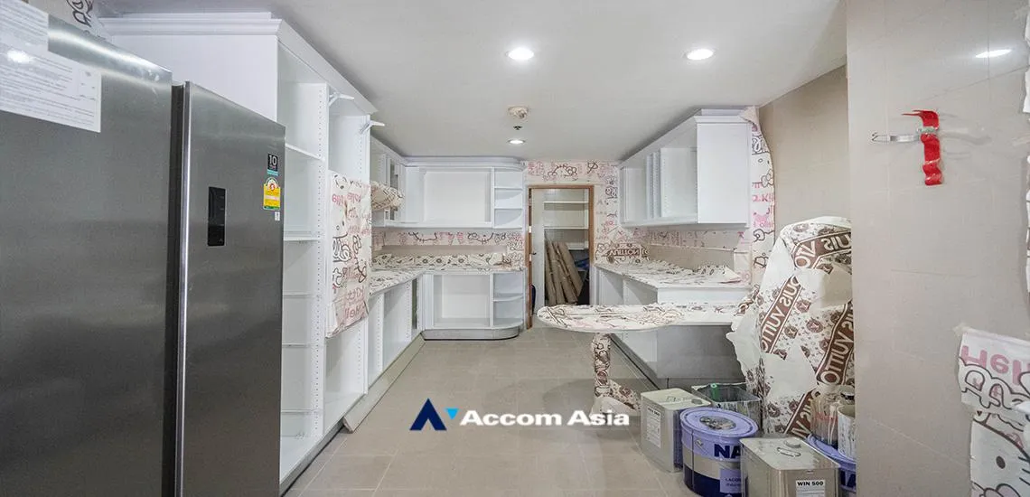 unitPet friendly |  4 Bedrooms  Apartment For Rent in Sukhumvit, Bangkok  near MRT Sukhumvit - BTS Asok (1415726)