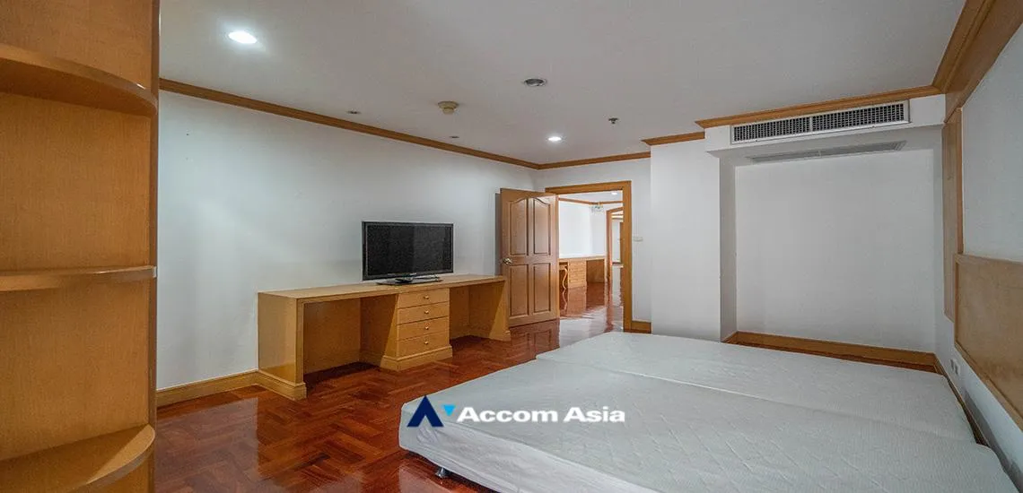 7  4 br Apartment For Rent in Sukhumvit ,Bangkok MRT Sukhumvit - BTS Asok at A Classic Style 1415726