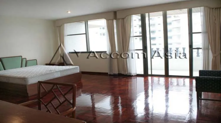unit 3 Bedrooms  Apartment For Rent in Sukhumvit, Bangkok  near MRT Sukhumvit - BTS Asok (1415789)