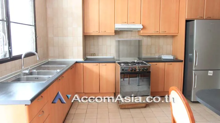unit 3 Bedrooms  Apartment For Rent in Sukhumvit, Bangkok  near MRT Sukhumvit - BTS Asok (1415790)