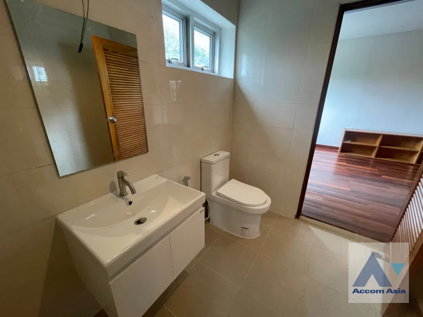 18  4 br House For Rent in Pattanakarn ,Bangkok BTS On Nut at Panya Pattanakarn Village 1815795