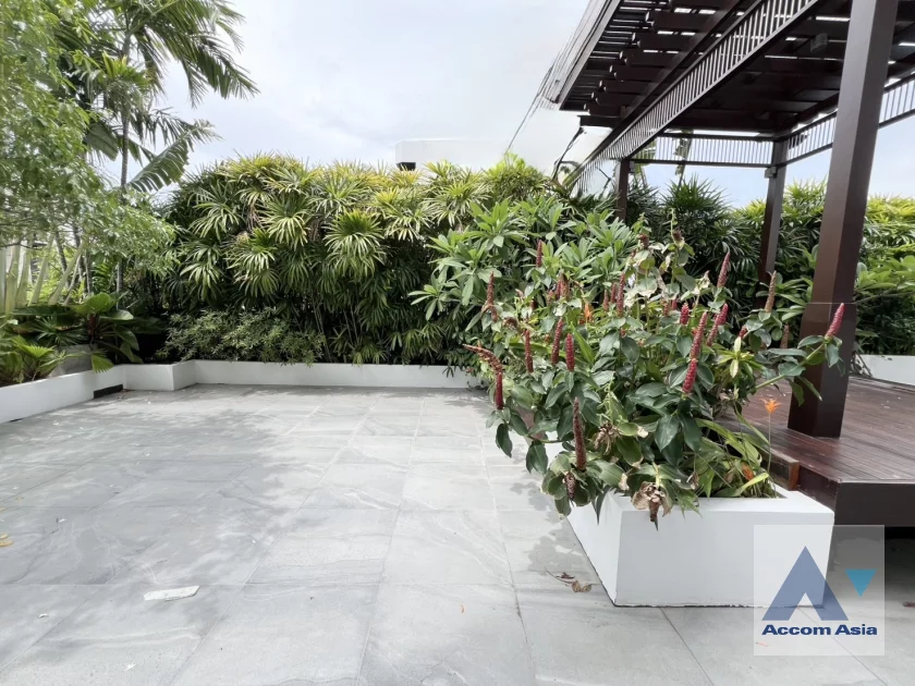 10  4 br Apartment For Rent in Sathorn ,Bangkok BTS Chong Nonsi at Private Low-Rise Residence Only 7 Units in Project 1415805
