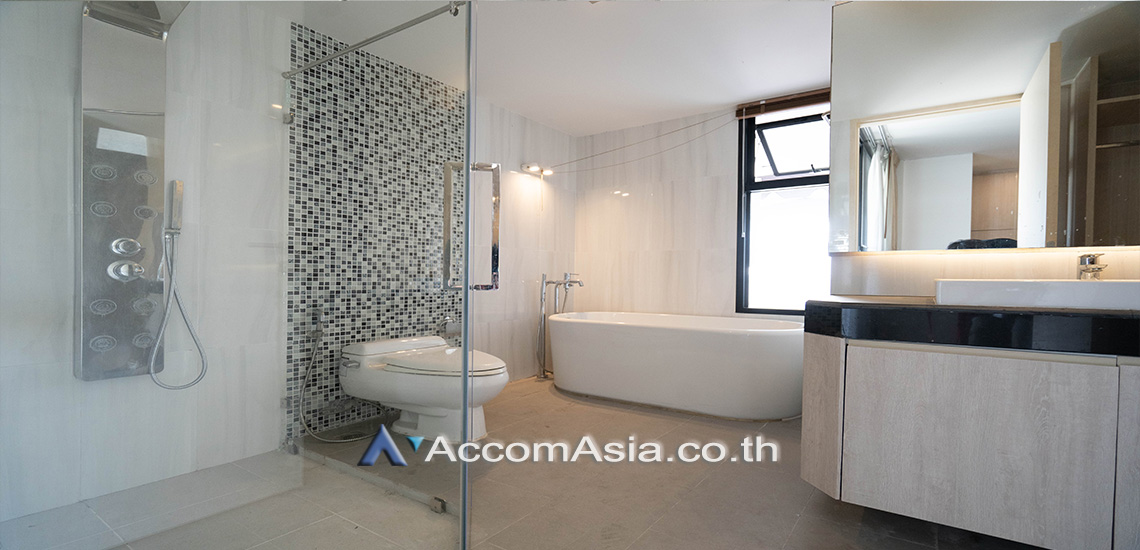 14  4 br Condominium For Rent in Sukhumvit ,Bangkok BTS Nana at Inter Tower 1515899