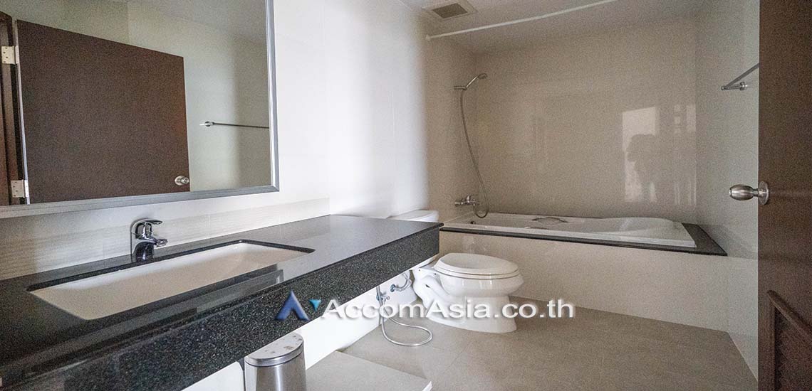 6  2 br Apartment For Rent in Sukhumvit ,Bangkok MRT Sukhumvit - BTS Asok at Private and Peaceful 1415926