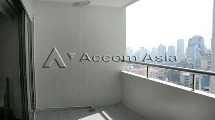 9  3 br Apartment For Rent in Sukhumvit ,Bangkok BTS Nana at Perfect for Pet lovers Apartment, near NIST Intl 1415930