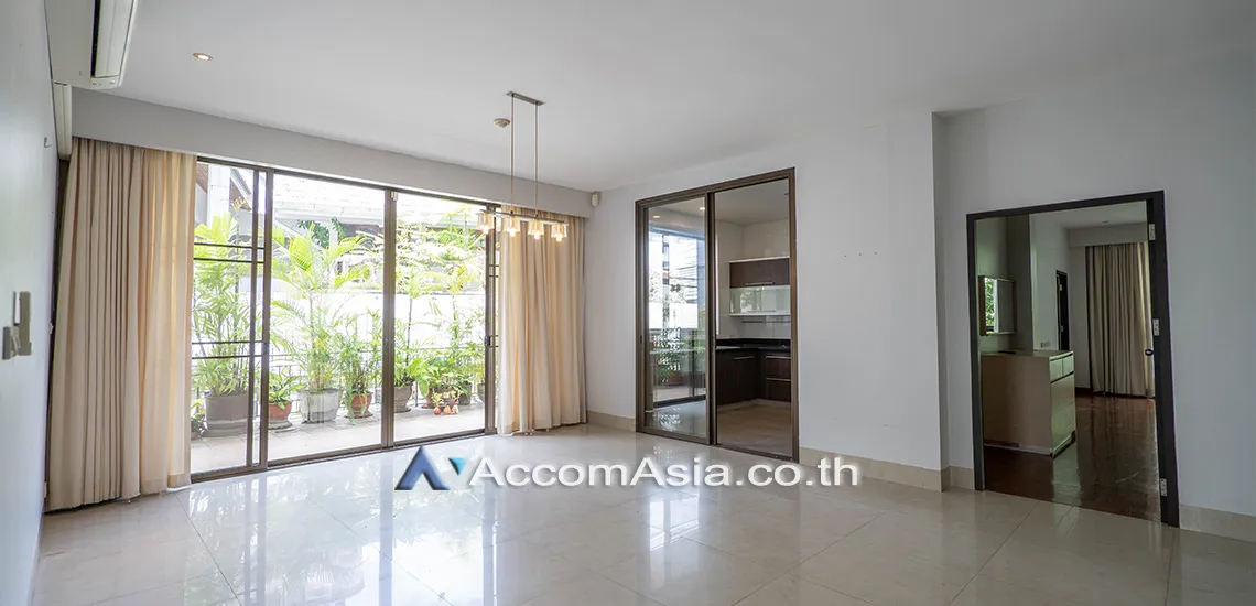 unitGarden View, Ground Floor, Big Balcony, Pet friendly |  3 Bedrooms  Apartment For Rent & Sale in Sukhumvit, Bangkok  near BTS Phrom Phong (1415939)