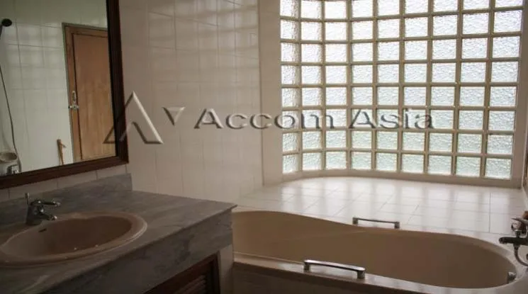 9  2 br Apartment for rent and sale in Sukhumvit ,Bangkok MRT Phetchaburi - BTS Asok at High rise building 1415956