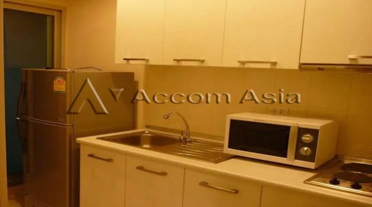 unit 1 Bedroom  Condominium For Rent in Silom, Bangkok  near BTS Chong Nonsi (1515979)