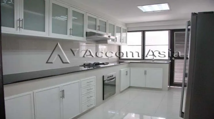 5  3 br Apartment for rent and sale in Sukhumvit ,Bangkok BTS Asok at Family Apartment with Lake View 1416079