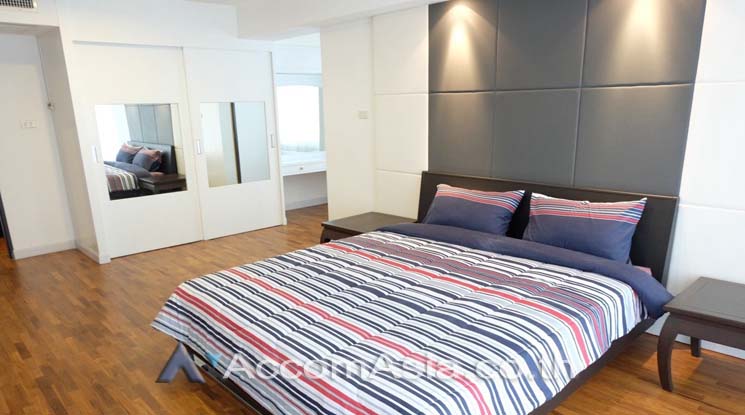 7  3 br Apartment for rent and sale in Sukhumvit ,Bangkok MRT Sukhumvit - BTS Asok at Family Apartment with Lake View 1416079