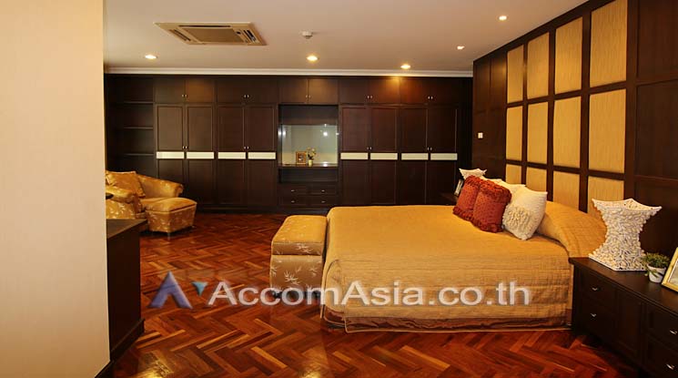 8  3 br Apartment For Rent in Sukhumvit ,Bangkok MRT Sukhumvit - BTS Asok at Perfect for family 1416144