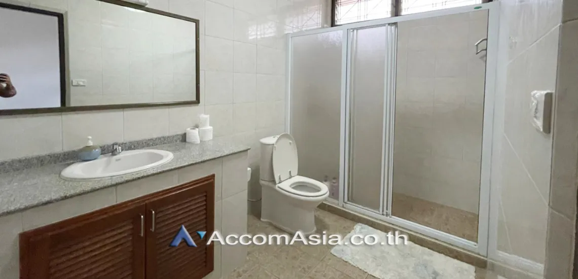 18  4 br House for rent and sale in Sukhumvit ,Bangkok BTS Thong Lo 2316174