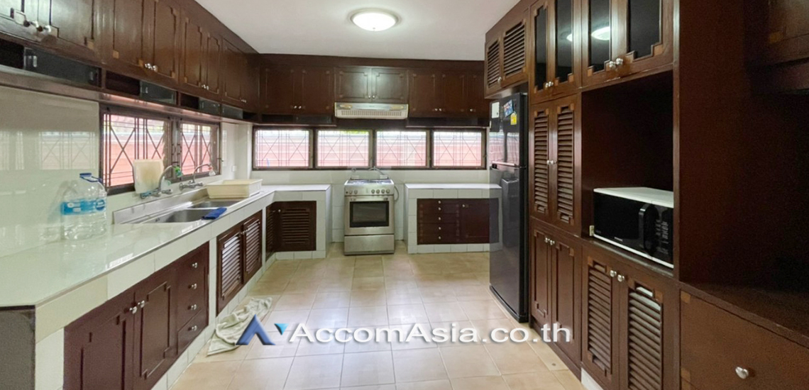 7  4 br House for rent and sale in Sukhumvit ,Bangkok BTS Thong Lo 2316174