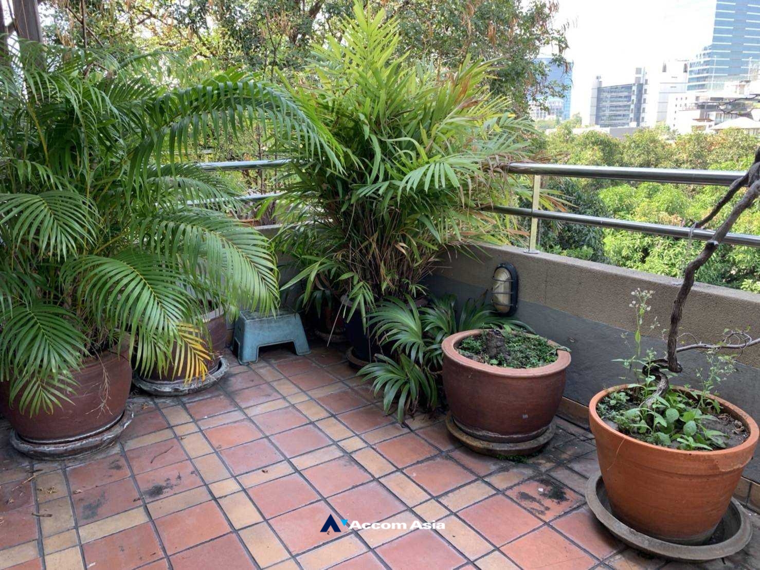 7  3 br Apartment For Rent in Phaholyothin ,Bangkok BTS Ari at Homely Atmosphere - Low Rise 1416197