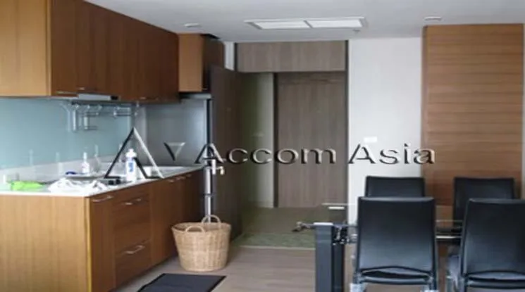 unit 2 Bedrooms  Condominium For Rent in Sukhumvit, Bangkok  near BTS Thong Lo (1516245)