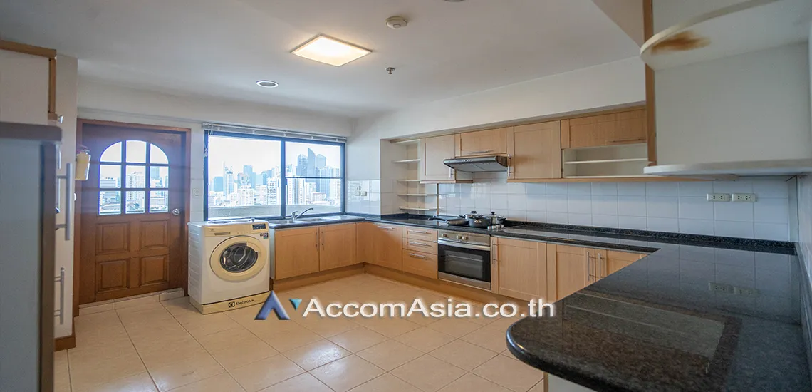 unitPet friendly |  3 Bedrooms  Apartment For Rent in Sukhumvit, Bangkok  near BTS Phrom Phong (1416249)