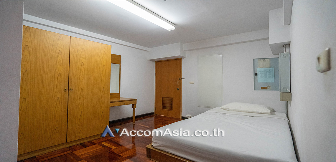 12  3 br Apartment For Rent in Sukhumvit ,Bangkok BTS Phrom Phong at High quality of living 1416251