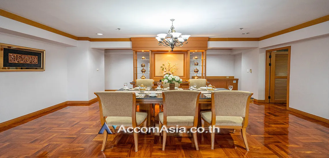 unitPet friendly |  3 Bedrooms  Apartment For Rent in Sukhumvit, Bangkok  near BTS Phrom Phong (1416251)