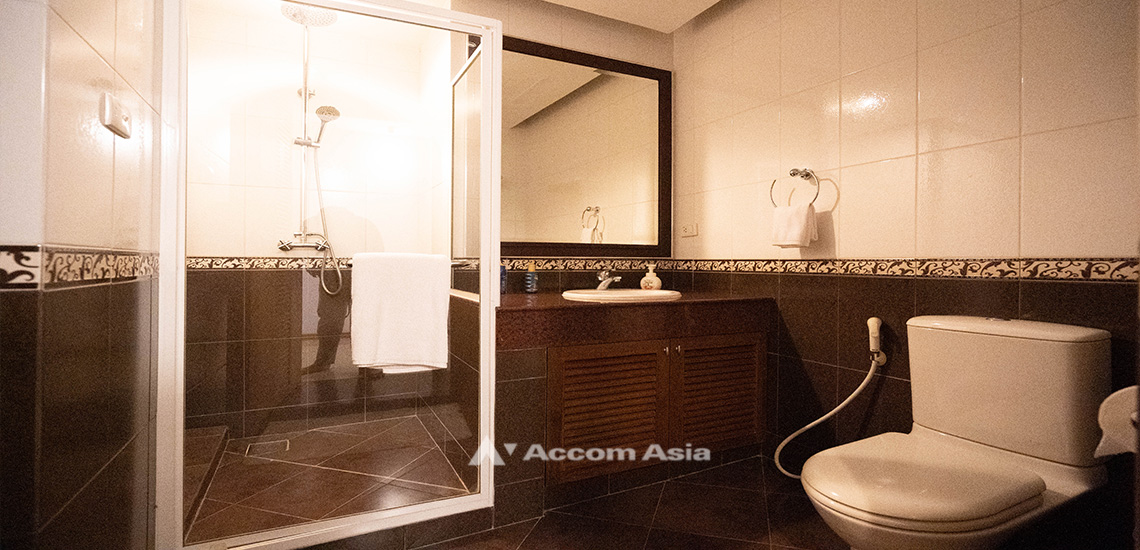 12  3 br Apartment For Rent in Sathorn ,Bangkok MRT Lumphini at Cozy and Convenient Apartment Near Garden Intl 1416287