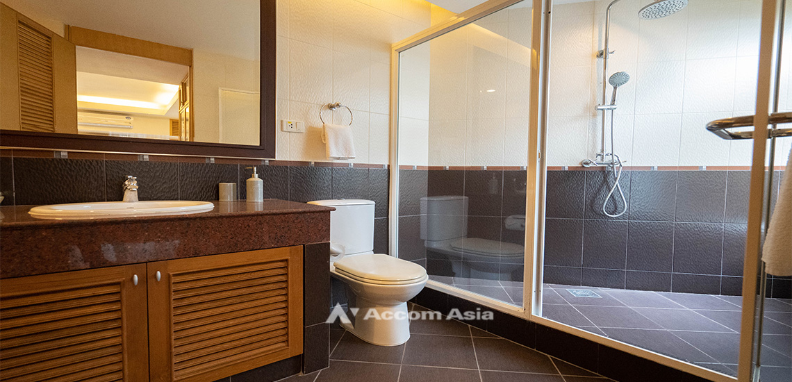 10  3 br Apartment For Rent in Sathorn ,Bangkok MRT Lumphini at Cozy and Convenient Apartment Near Garden Intl 1416287