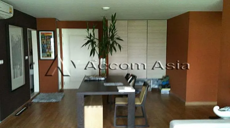  U Sabai Rama 4 Condominium  2 Bedroom for Rent BTS Ekkamai in Sukhumvit Bangkok