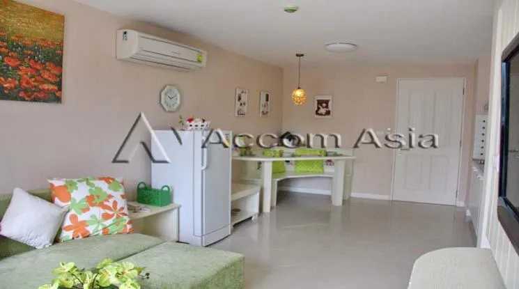 unit 1 Bedroom  Condominium For Rent & Sale in Sukhumvit, Bangkok  near BTS Thong Lo (1516324)