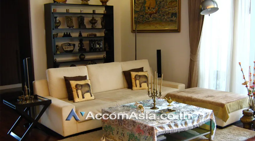 unit 3 Bedrooms  Apartment For Rent in Sukhumvit, Bangkok  near MRT Sukhumvit - BTS Asok (1416341)