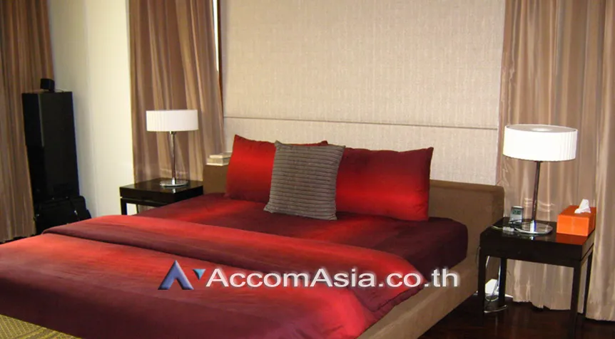 unit 3 Bedrooms  Apartment For Rent in Sukhumvit, Bangkok  near MRT Sukhumvit - BTS Asok (1416341)
