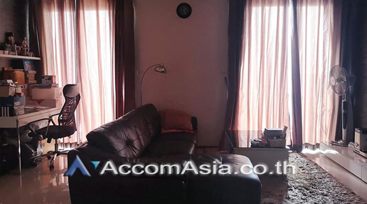  2  2 br Condominium For Sale in Charoen Nakhon ,Bangkok BTS Krung Thon Buri at Villa Sathorn 1416423