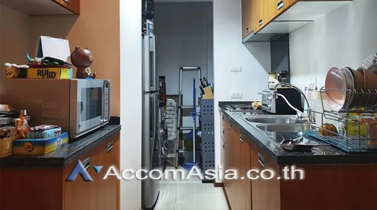 4  2 br Condominium For Sale in Charoen Nakhon ,Bangkok BTS Krung Thon Buri at Villa Sathorn 1416423