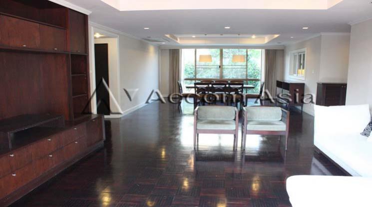 4  2 br Apartment For Rent in Ploenchit ,Bangkok BTS Ploenchit at Step to Lumpini Park 1416428