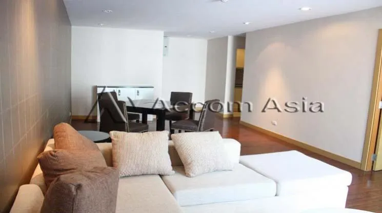 unit 2 Bedrooms  Apartment For Rent in Sukhumvit, Bangkok  near BTS Phrom Phong (1416440)