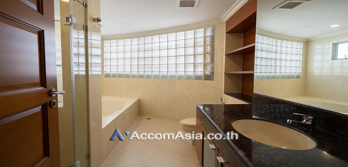 10  3 br Apartment For Rent in Sukhumvit ,Bangkok BTS Nana at Fully Furnished Apartment, Only 2 mins walk to BTS 1416522