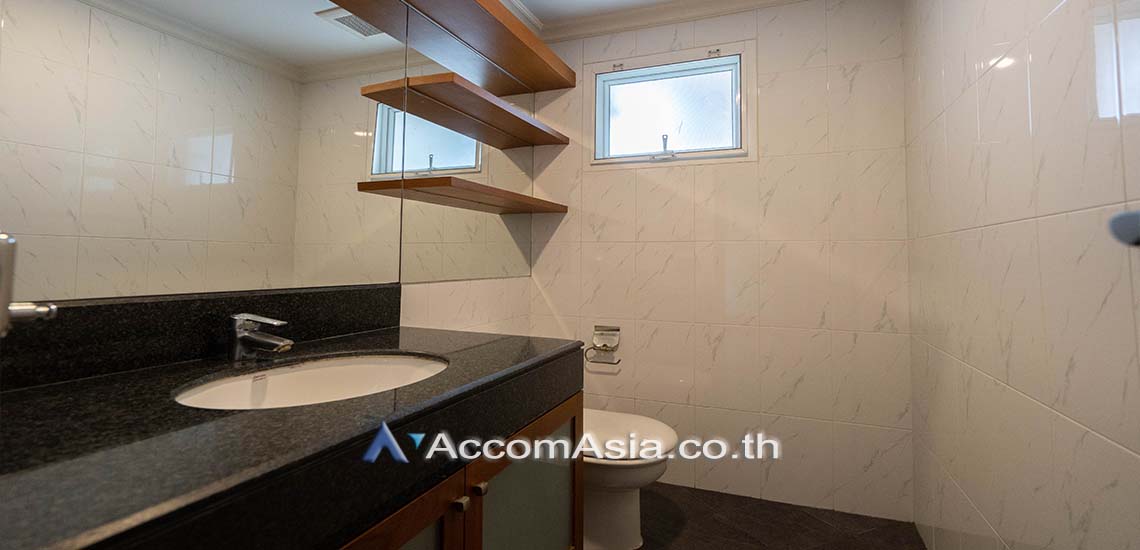12  3 br Apartment For Rent in Sukhumvit ,Bangkok BTS Nana at Fully Furnished Apartment, Only 2 mins walk to BTS 1416522