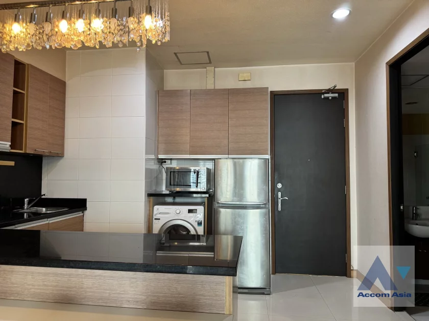 unit 2 Bedrooms  Condominium For Rent in Sukhumvit, Bangkok  near MRT Sukhumvit - BTS Asok (1516552)