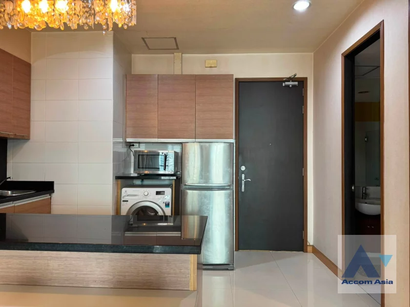 unit 2 Bedrooms  Condominium For Rent in Sukhumvit, Bangkok  near BTS Asok - MRT Sukhumvit (1516552)