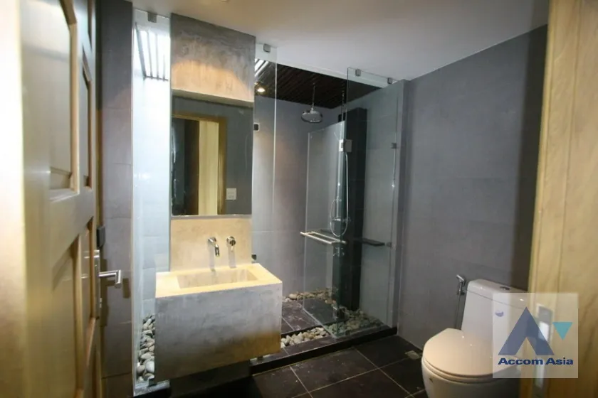 6  4 br House For Rent in Sukhumvit ,Bangkok BTS Phrom Phong 2316628