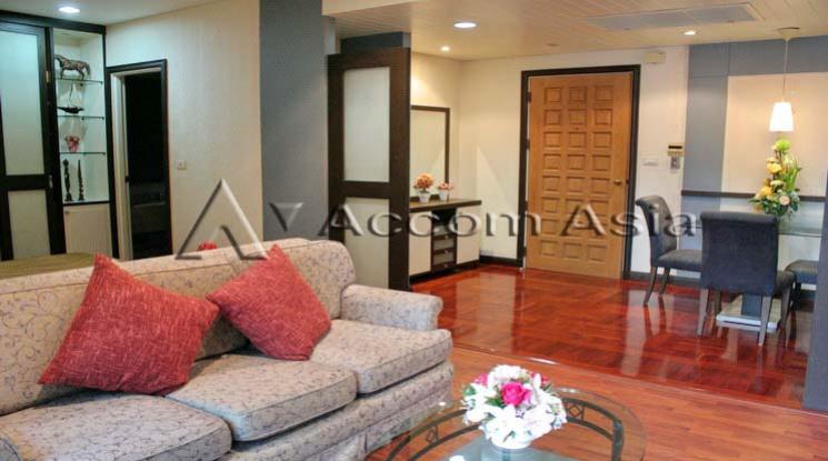  1  Condominium For Rent in Ploenchit ,Bangkok BTS Ratchadamri at Baan Somthavil Ratchadamri 1516688