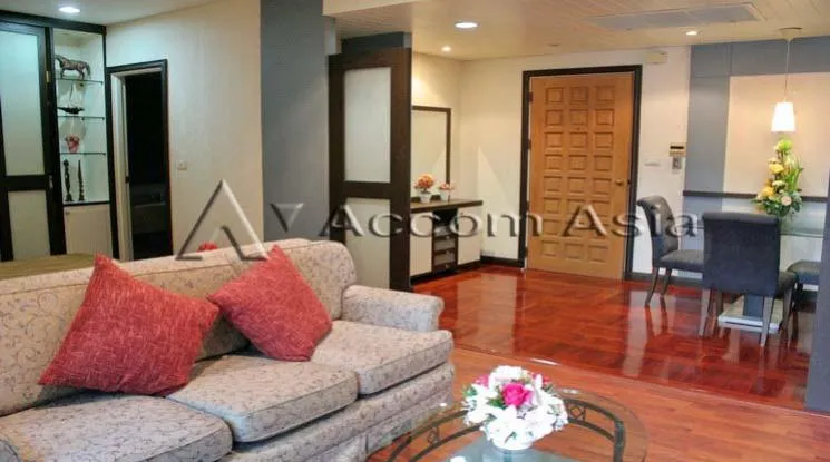  1  Condominium For Rent in Ploenchit ,Bangkok BTS Ratchadamri at Baan Somthavil Ratchadamri 1516688