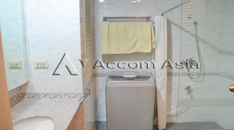 8  Condominium For Rent in Ploenchit ,Bangkok BTS Ratchadamri at Baan Somthavil Ratchadamri 1516688