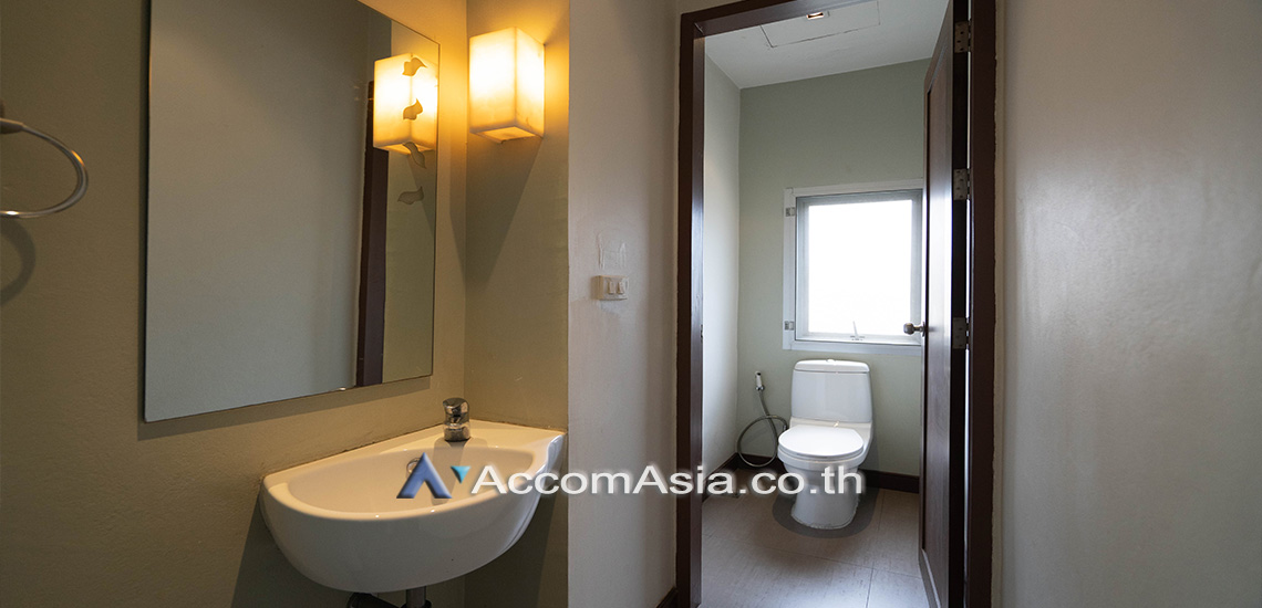 8  2 br Apartment For Rent in Sukhumvit ,Bangkok BTS Ekkamai at Green atmosphere 1416744