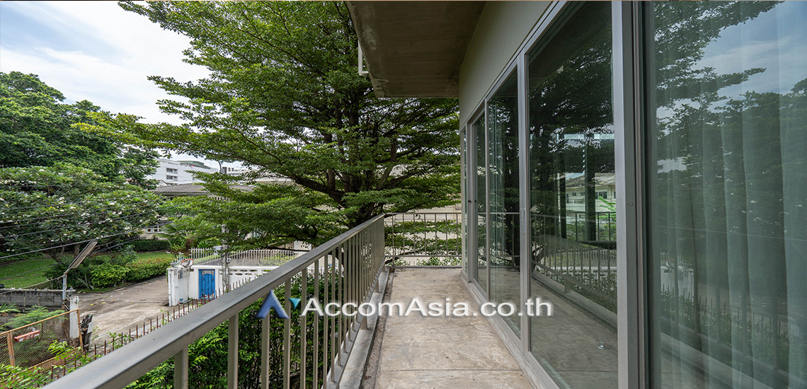 6  2 br Apartment For Rent in Sukhumvit ,Bangkok BTS Ekkamai at Green atmosphere 1416744