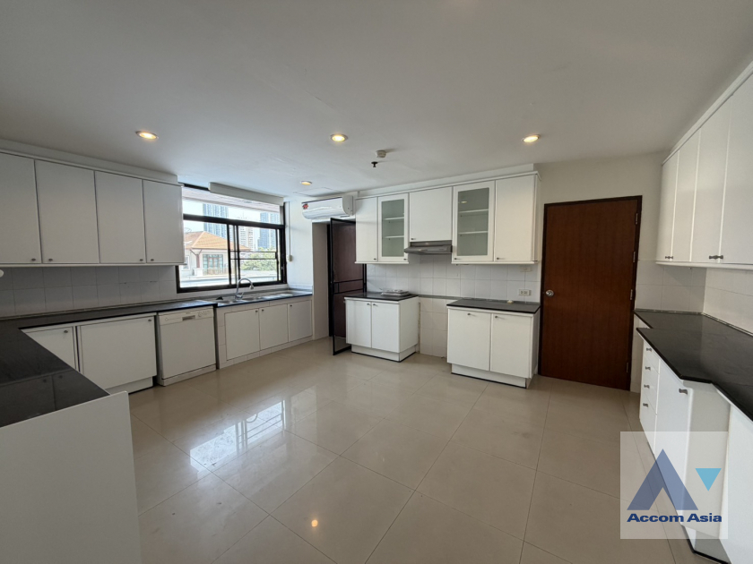 11  4 br Apartment for rent and sale in Sukhumvit ,Bangkok BTS Thong Lo at Ideal Apartment For Big Family - Unit starts 280 SQ.M. 20685
